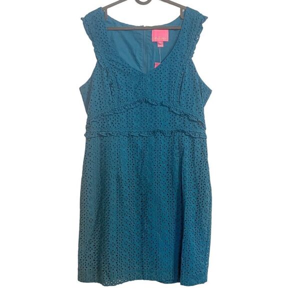 Lilly Pulitzer Kaylee Shift Dress Petite Petal Eyelet - Picture 4 of 8
